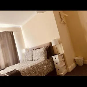 Ac Lounge36 B , Rochford United Kingdom
